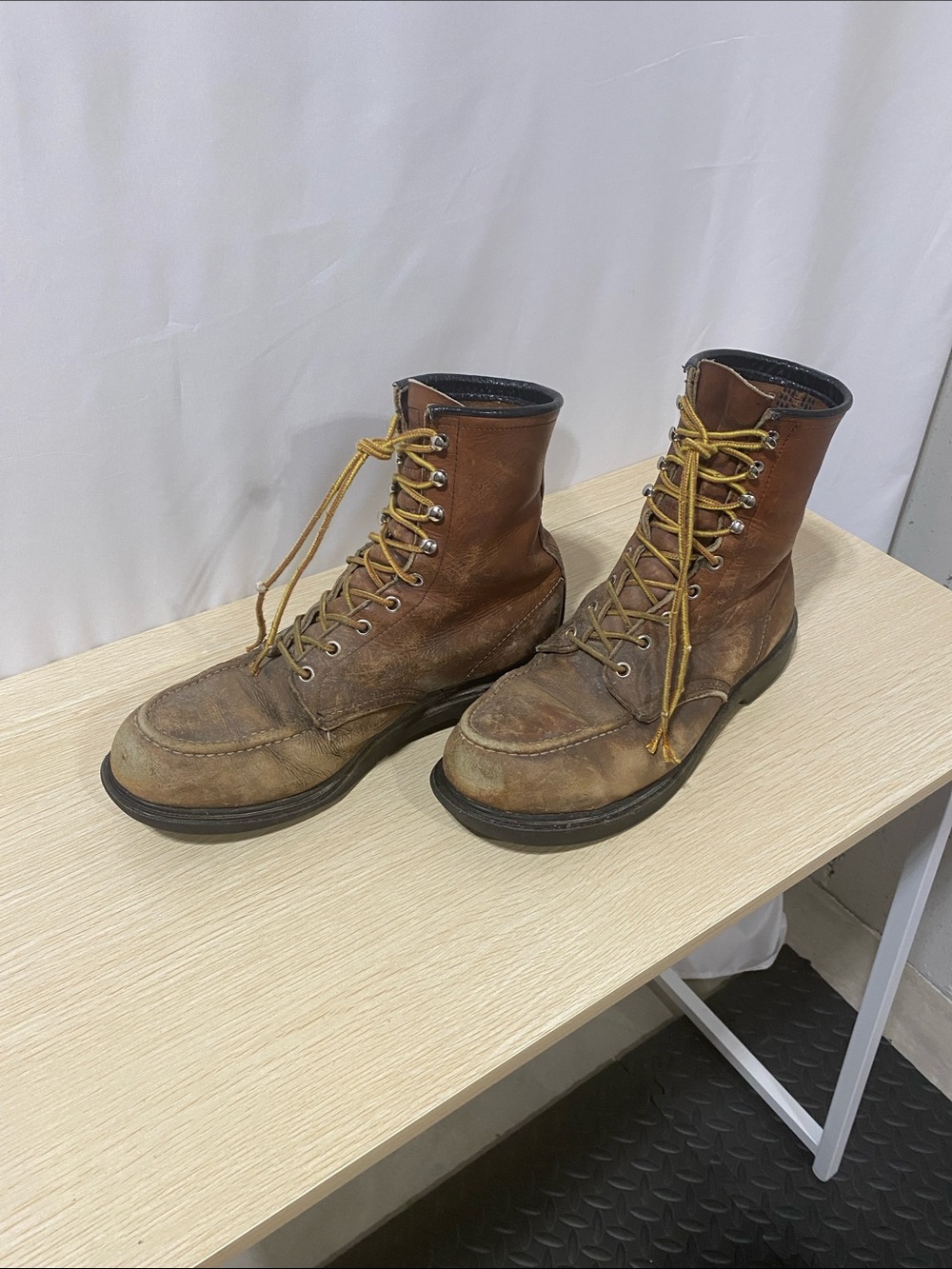 Red Wing Steel Toe Brown Leather Lace-Up Work Boots - Picture 2 of 5